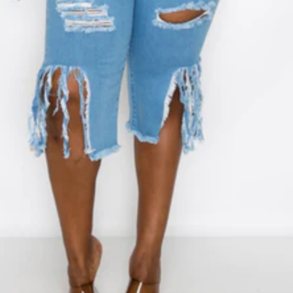 Savage Custom Distressed Bermuda Knee Shorts - Picture 15 of 16